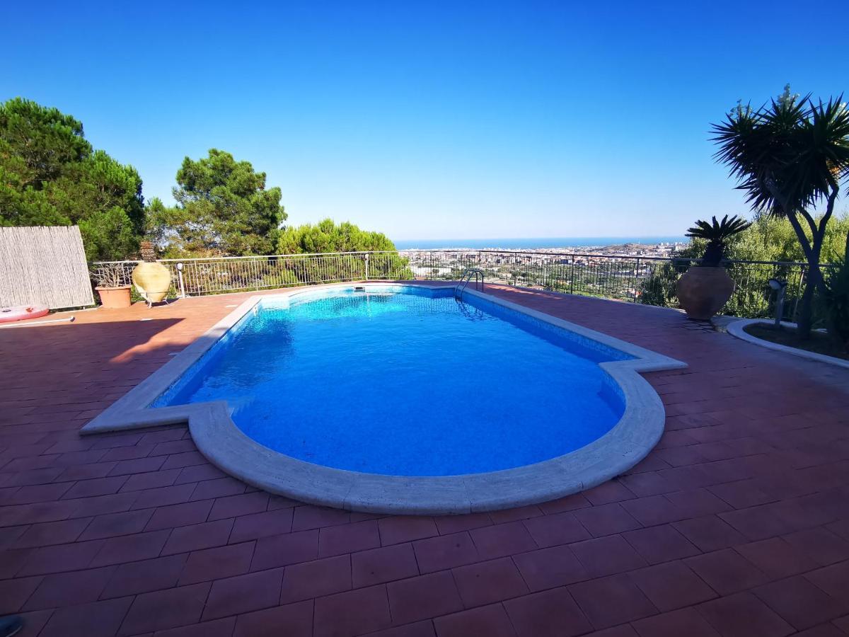Holiday Flower Villa Panoramica Sul Golfo Di Catania مستربيانكو المظهر الخارجي الصورة